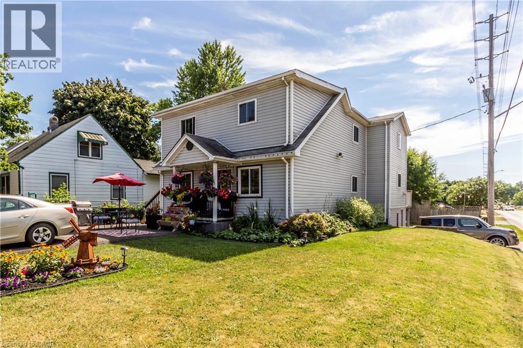 104 OAKWOOD Avenue thumbnail 2