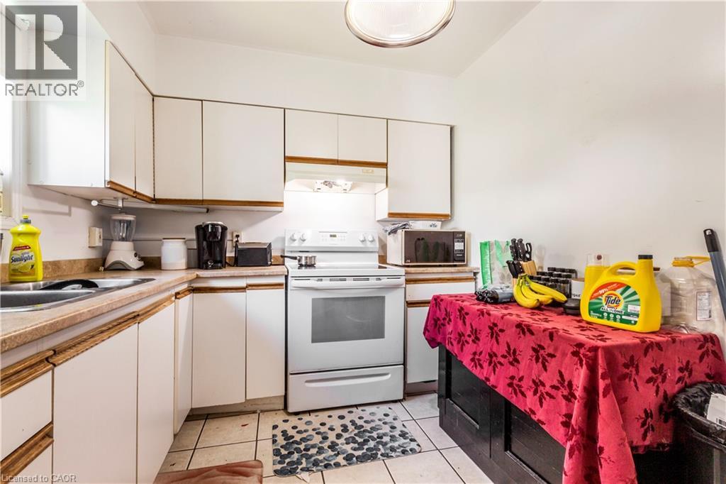 104 OAKWOOD Avenue thumbnail 21