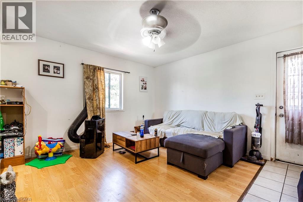 104 OAKWOOD Avenue thumbnail 17