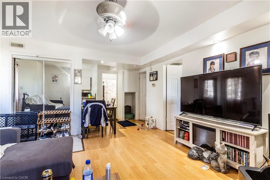 104 OAKWOOD Avenue thumbnail 18