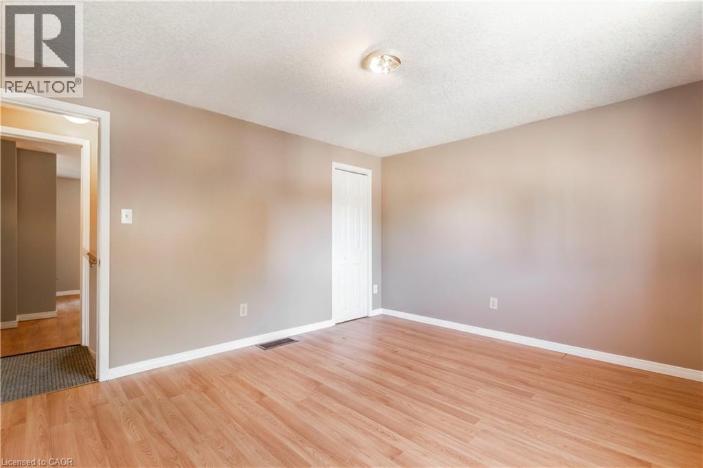 104 OAKWOOD Avenue thumbnail 37