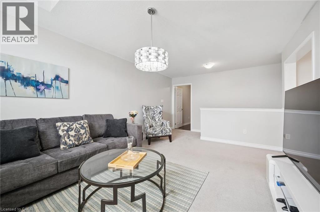 38 PARK GLEN Street thumbnail 22