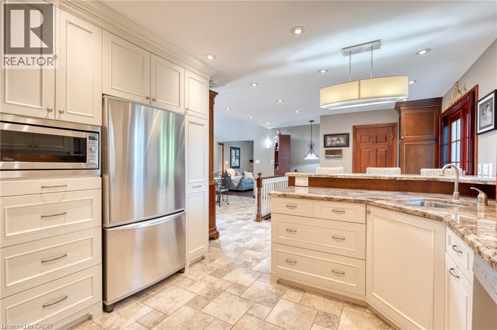 15 MARQUETTE Drive thumbnail 25