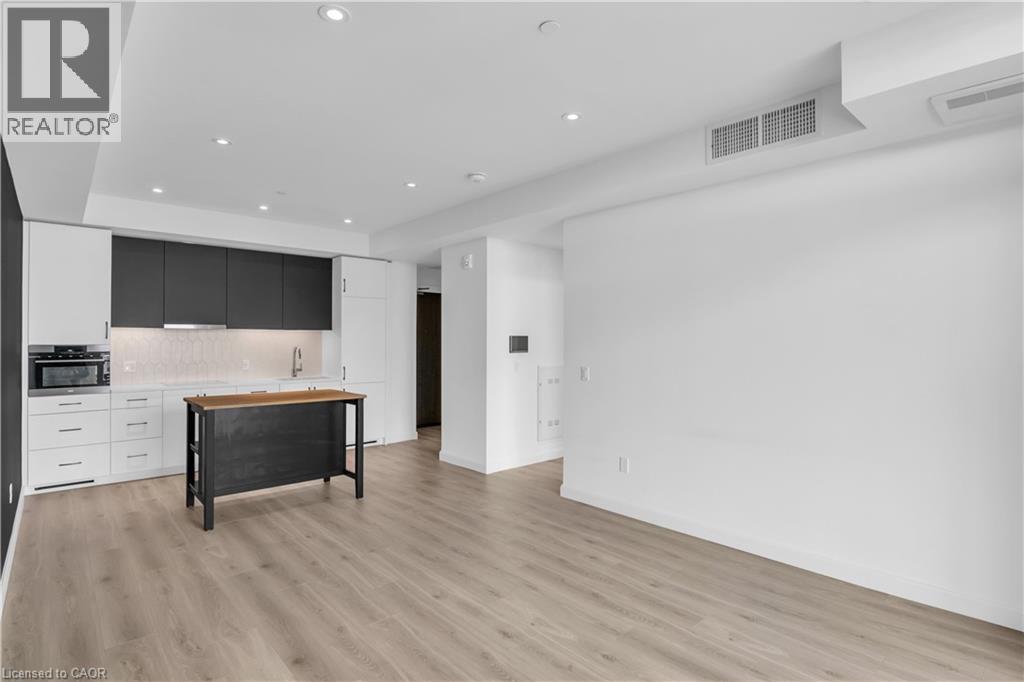 741 KING Street W Unit# 1708 thumbnail 12