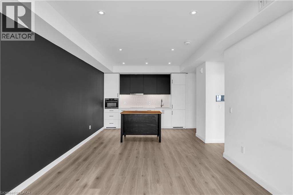 741 KING Street W Unit# 1708 thumbnail 13