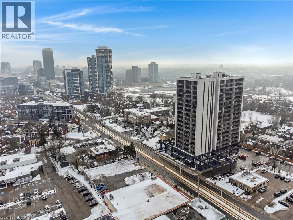 741 KING Street W Unit# 1708 thumbnail 27