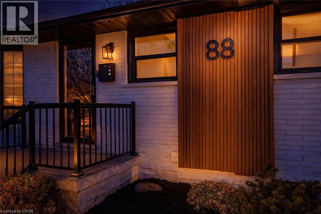 88 WOODHAVEN Road thumbnail 2