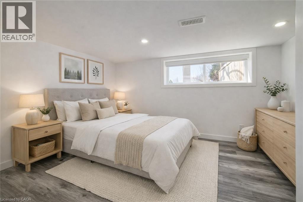 88 WOODHAVEN Road thumbnail 26