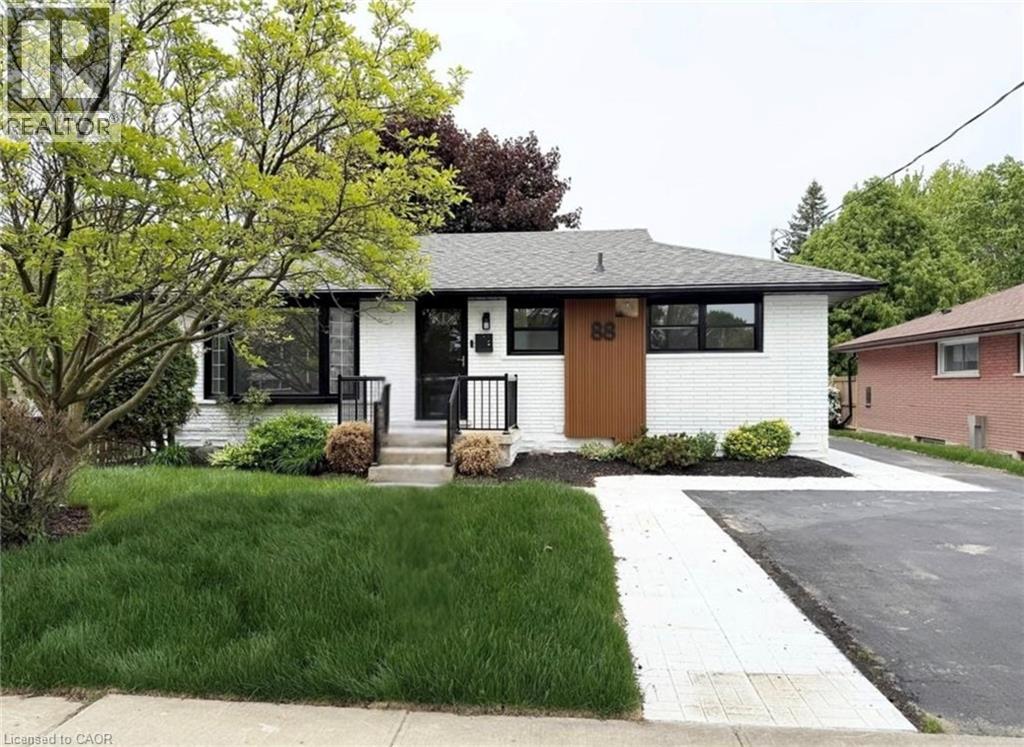 88 WOODHAVEN Road thumbnail 48