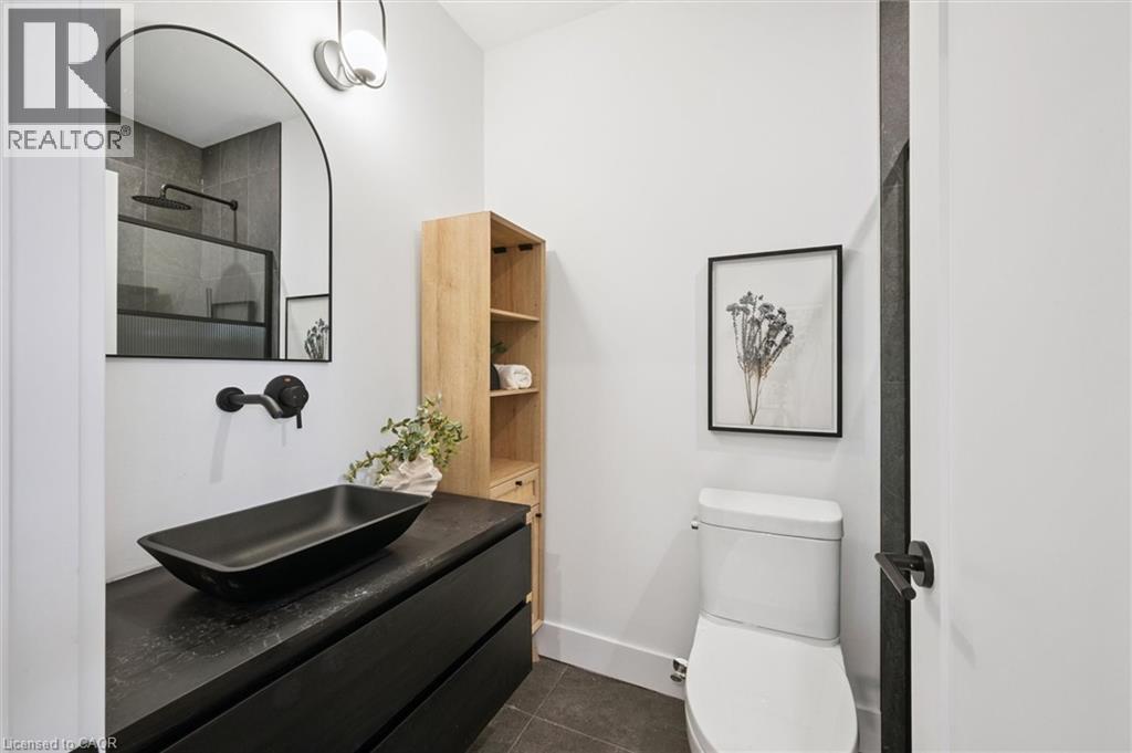 413 HURON Street thumbnail 24