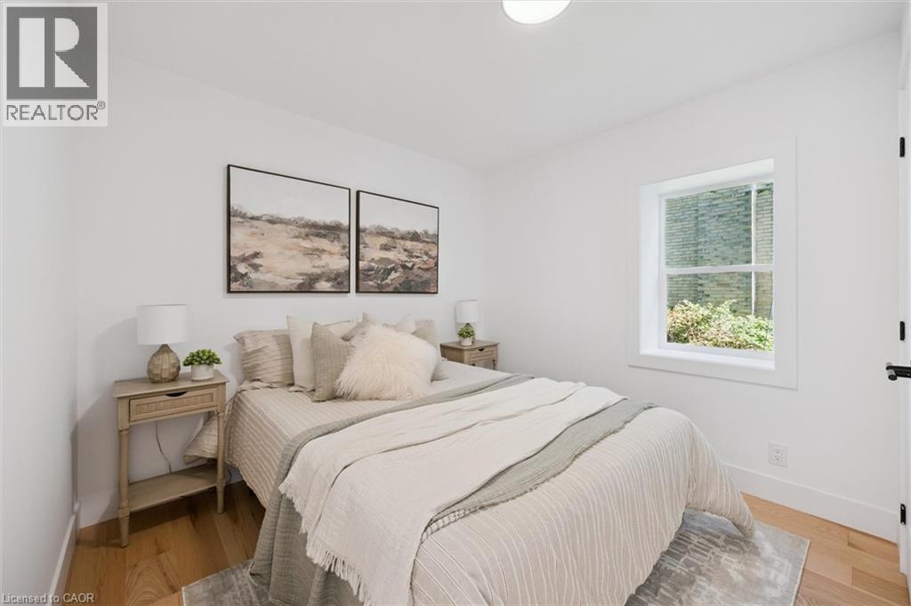 413 HURON Street thumbnail 28