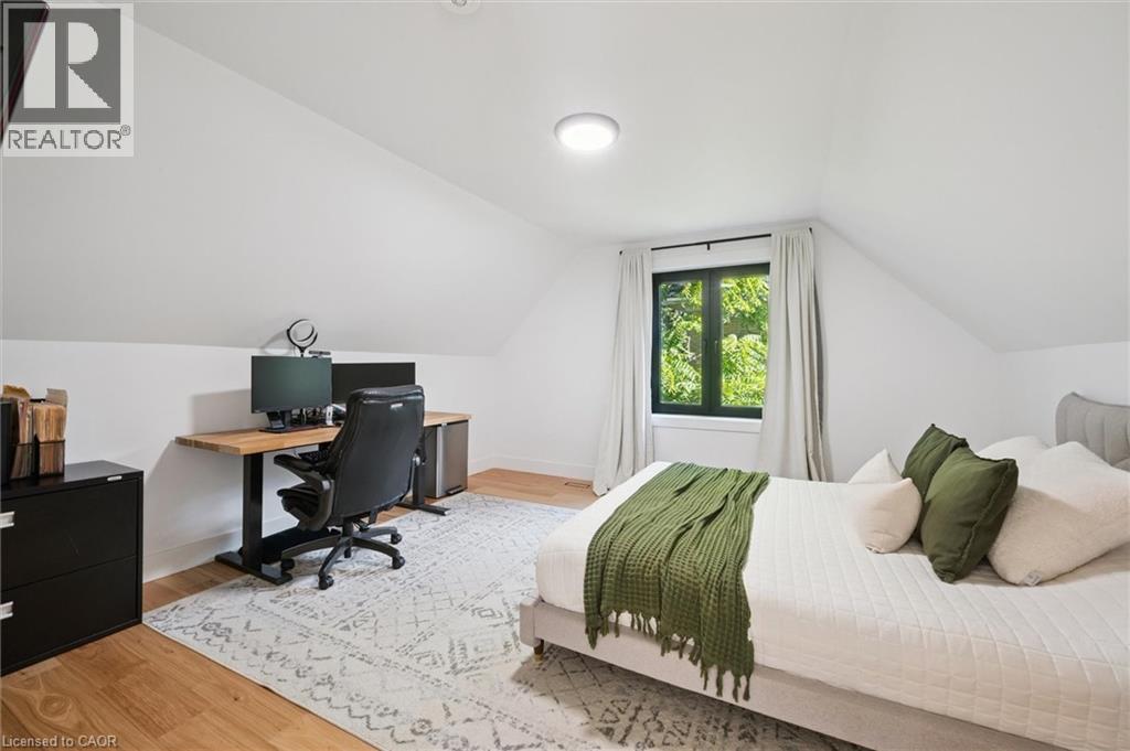 413 HURON Street thumbnail 31