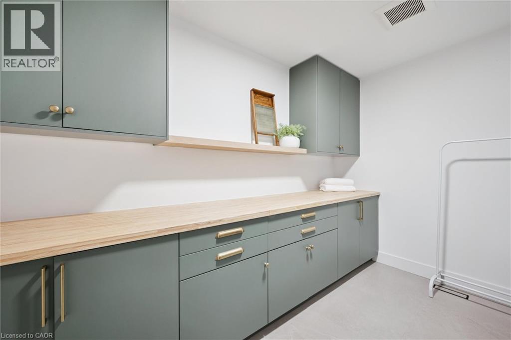 413 HURON Street thumbnail 46