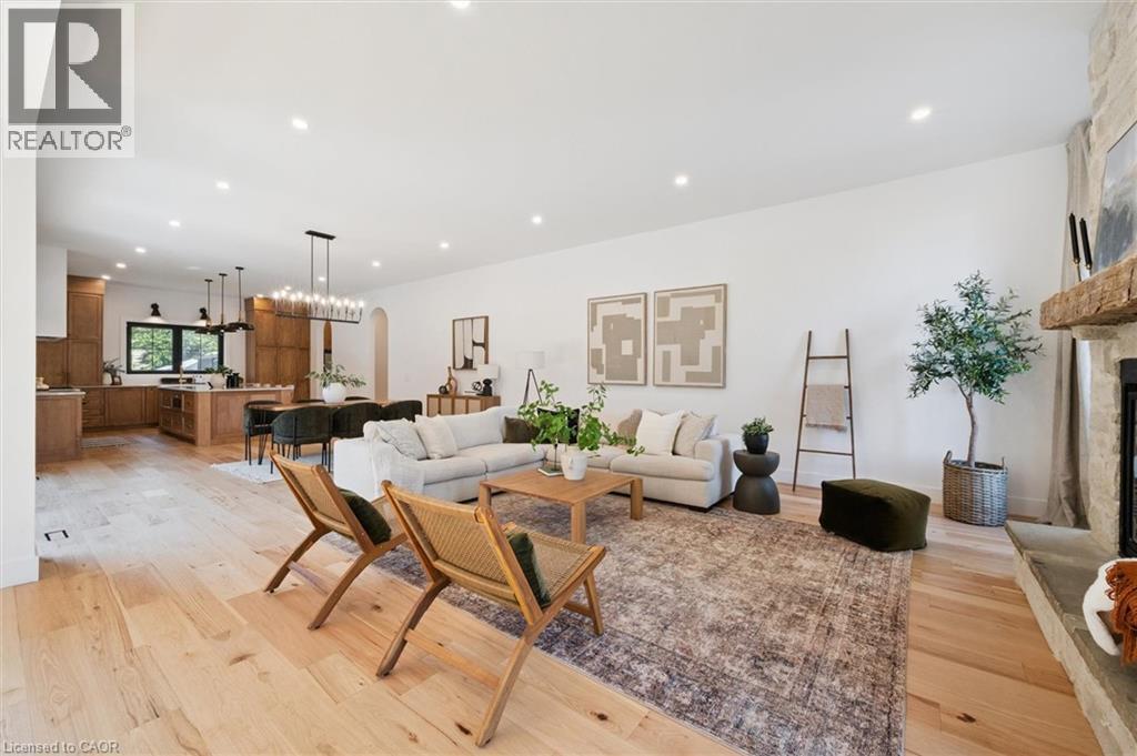 413 HURON Street thumbnail 9