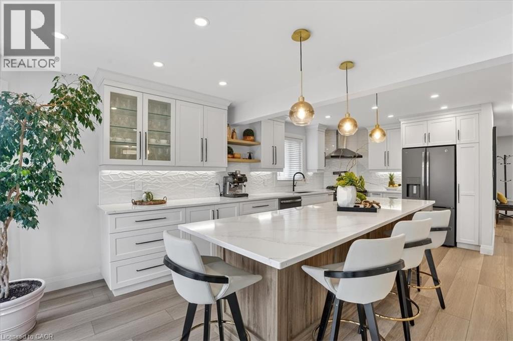 6 ARDWOOD Place thumbnail 13