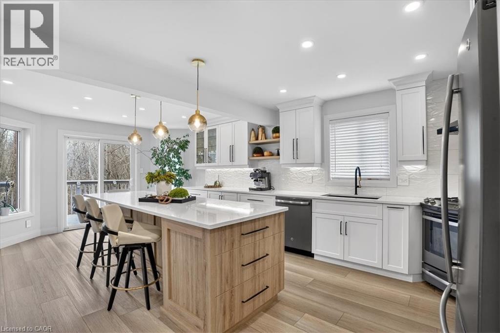 6 ARDWOOD Place thumbnail 12