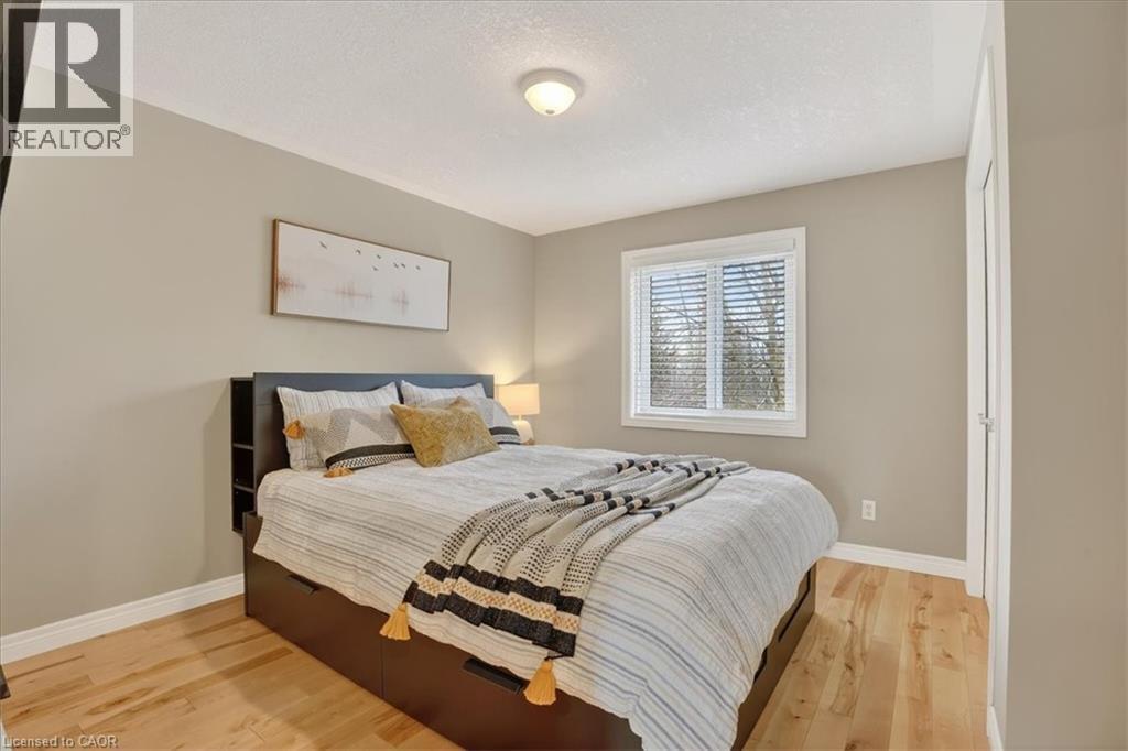 6 ARDWOOD Place thumbnail 32