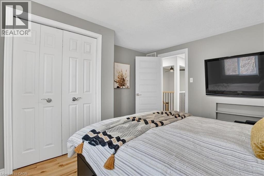 6 ARDWOOD Place thumbnail 33