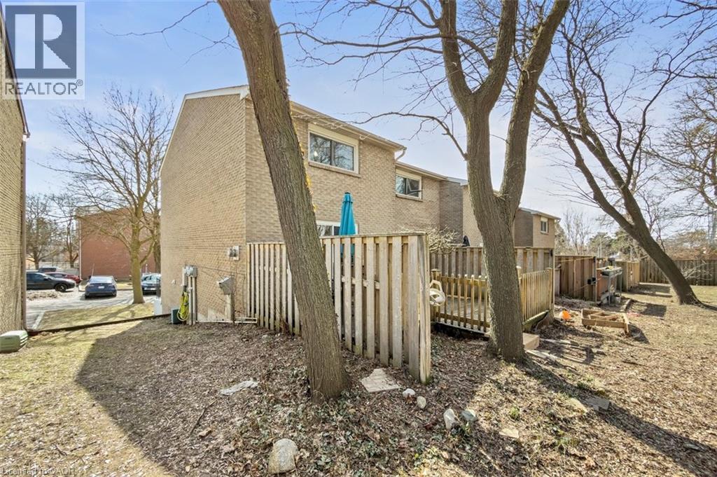 121 MORGAN Avenue Unit# 7 thumbnail 29