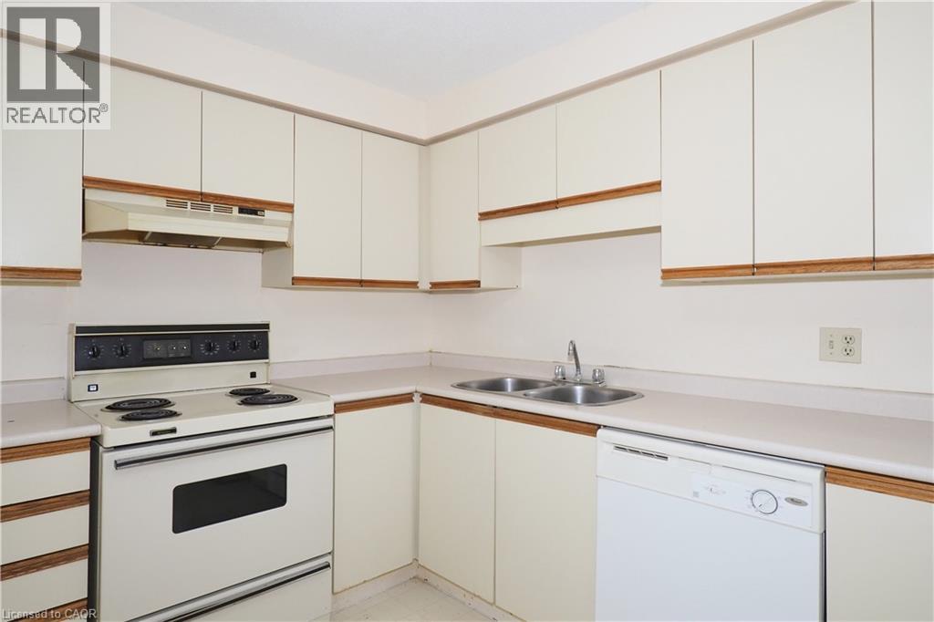 55 GREEN VALLEY Drive Unit# 1409 thumbnail 21