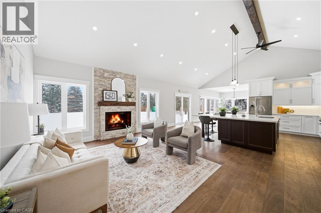 75 ROBINSON Road thumbnail 5