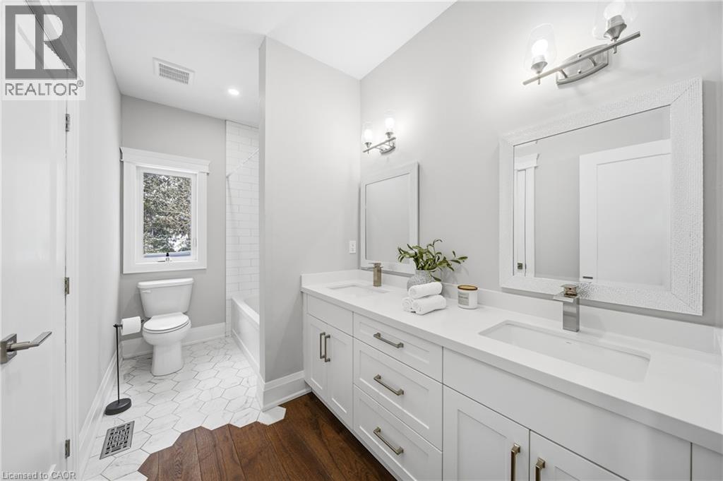 75 ROBINSON Road thumbnail 25