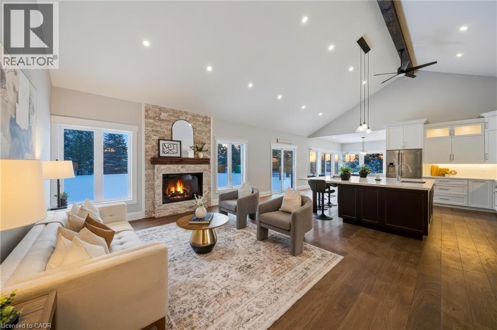 75 ROBINSON Road thumbnail 6