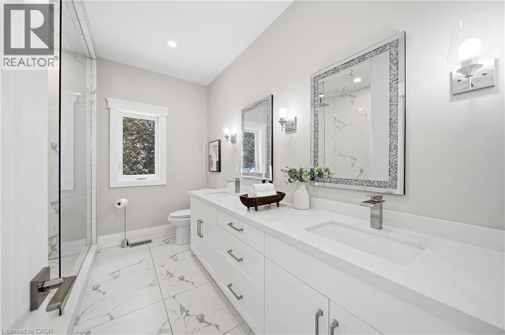 75 ROBINSON Road thumbnail 19