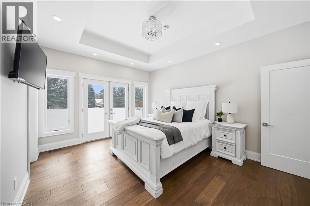 75 ROBINSON Road thumbnail 18