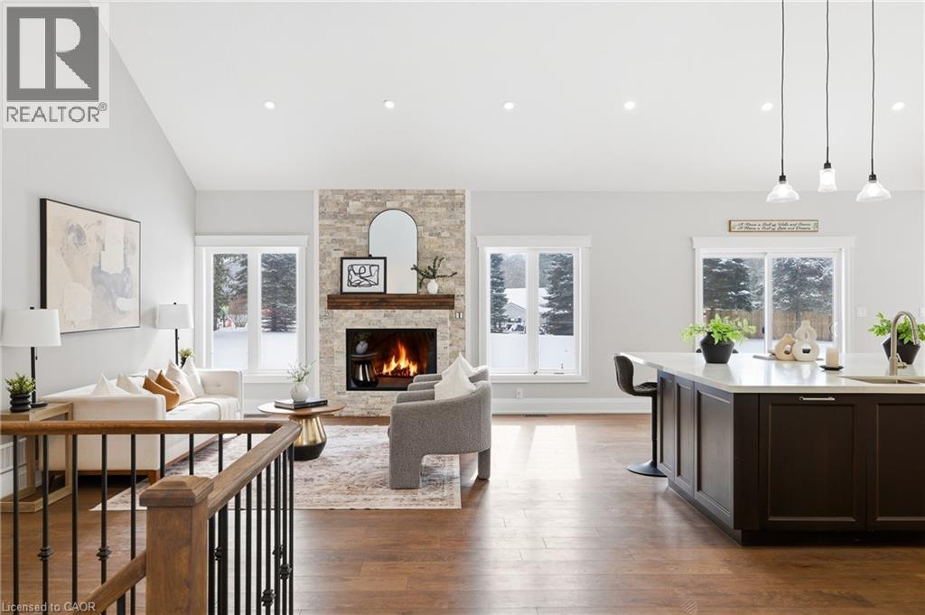 75 ROBINSON Road thumbnail 4