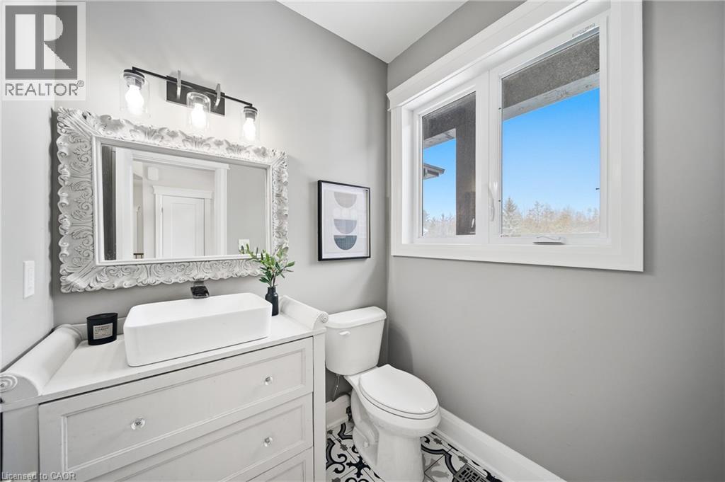 75 ROBINSON Road thumbnail 26