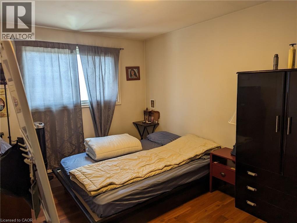 351 HOFFMAN Street thumbnail 8