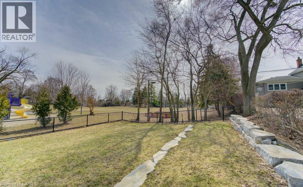 113 WALTER Street thumbnail 48