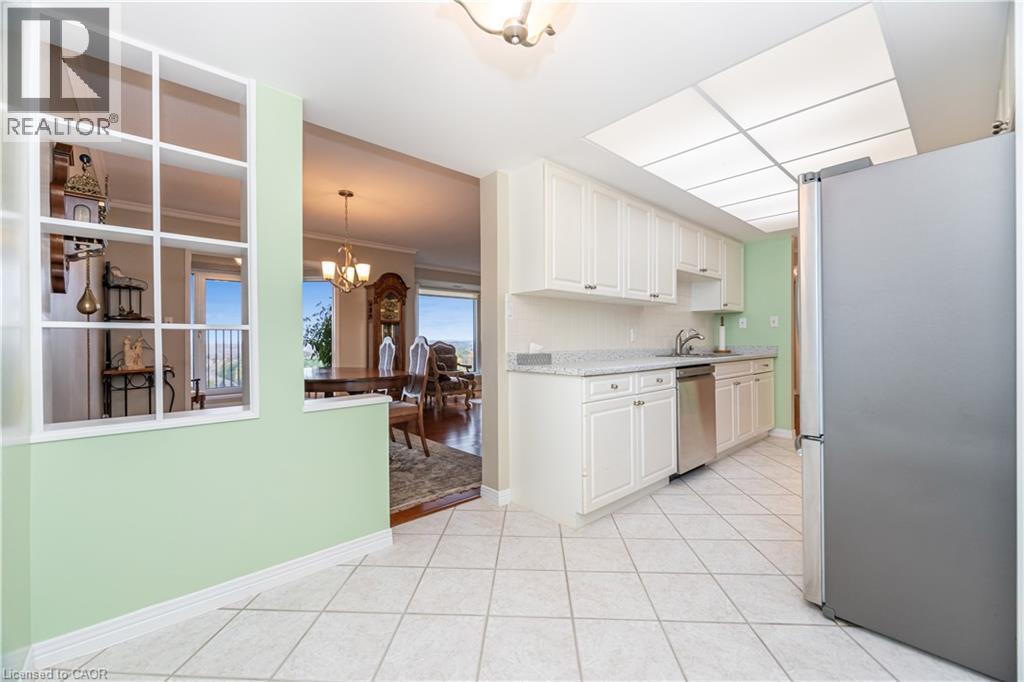 190 HESPELER Road Unit# 1602 thumbnail 17