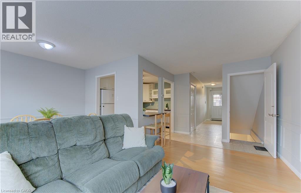 302 BLUEVALE Street N Unit# C thumbnail 15