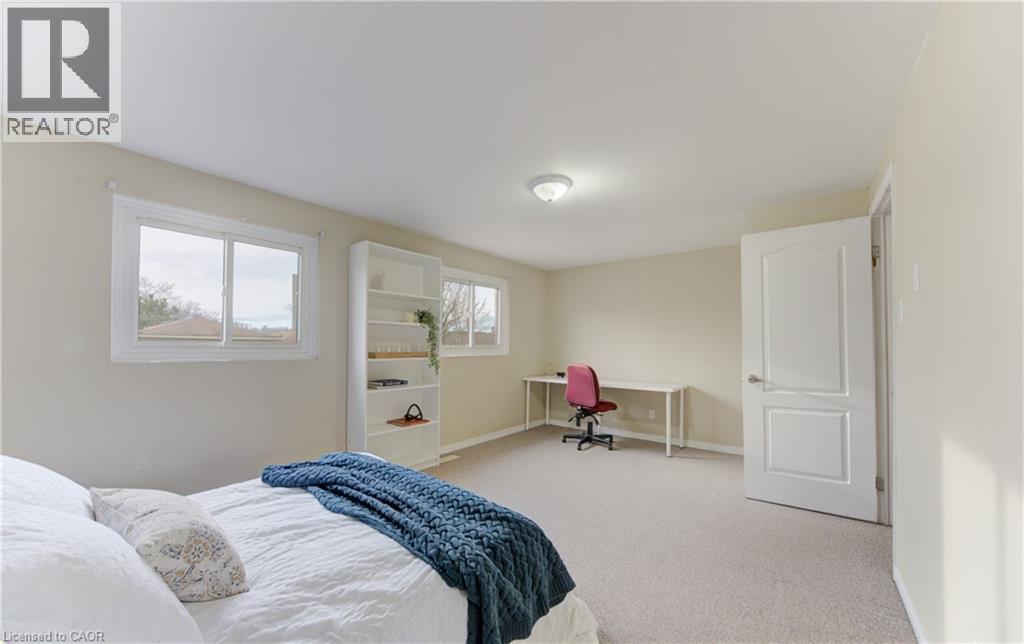 302 BLUEVALE Street N Unit# C thumbnail 20