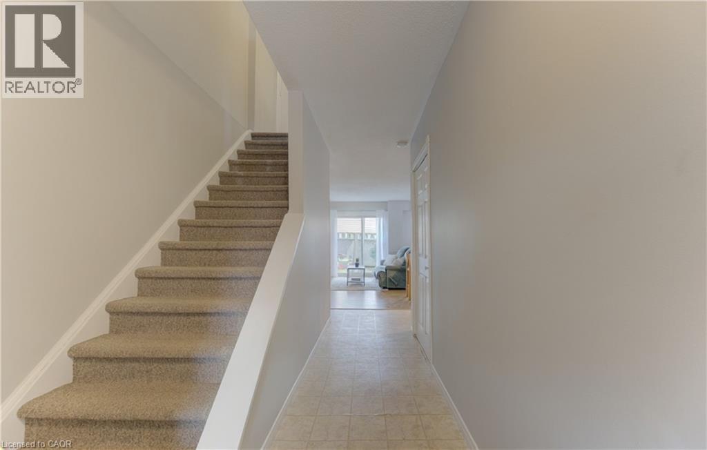 302 BLUEVALE Street N Unit# C thumbnail 6