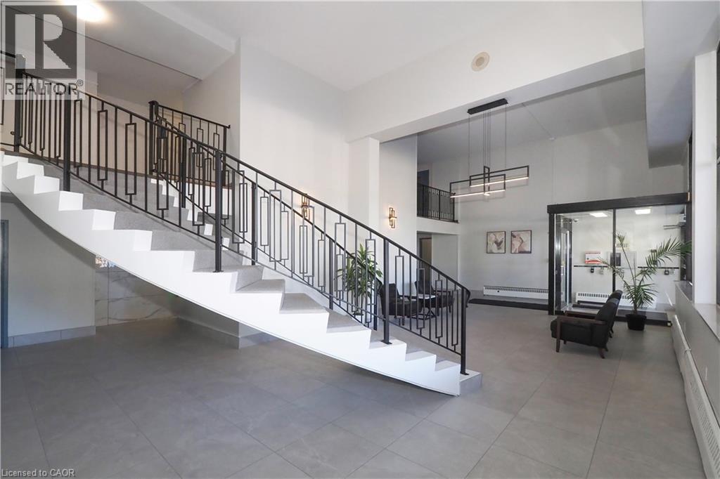 24 MIDLAND Drive Unit# 105 thumbnail 4