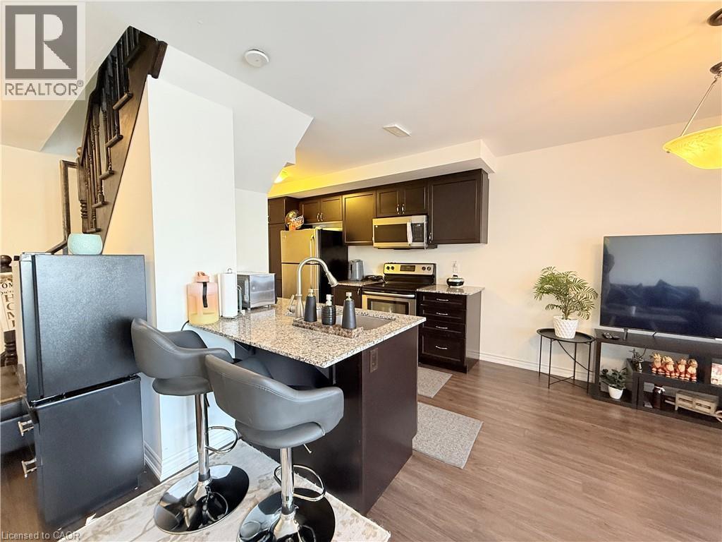 922 APPLE HILL Lane thumbnail 15