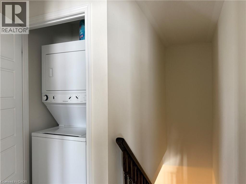 922 APPLE HILL Lane thumbnail 23