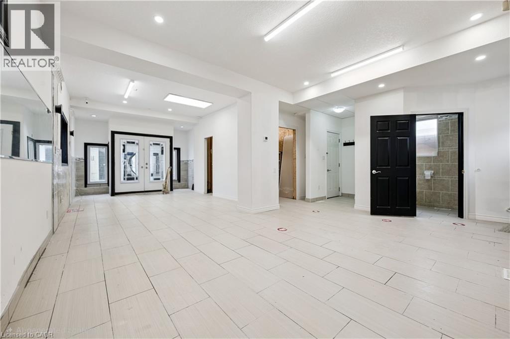 496 KING Street E thumbnail 7