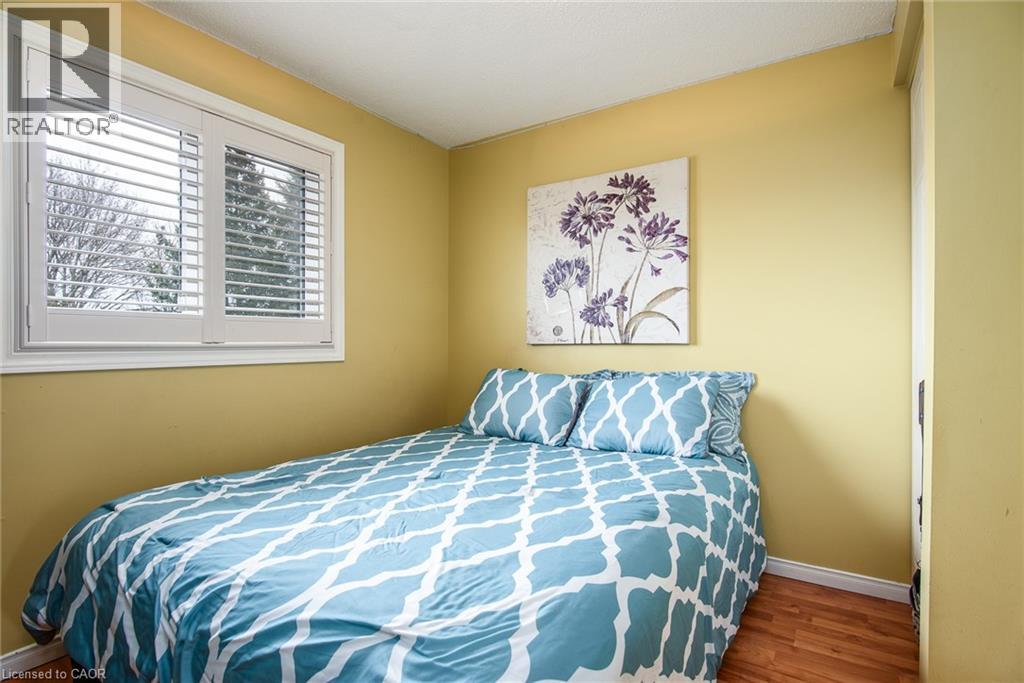 236 DARTMOOR Crescent thumbnail 32