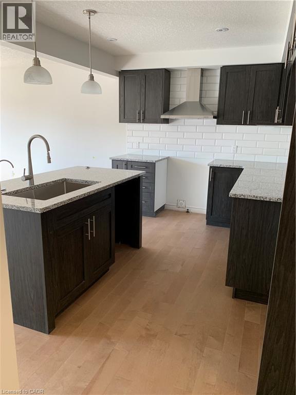 125 HOLLYBROOK Trail thumbnail 3