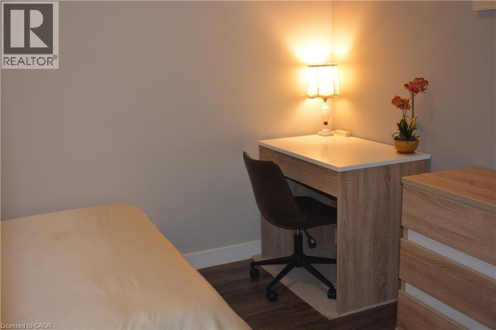 280 LESTER Street Unit# 323 thumbnail 13