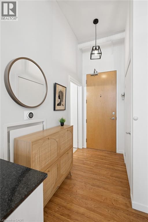 410 KING Street W Unit# 102 thumbnail 5