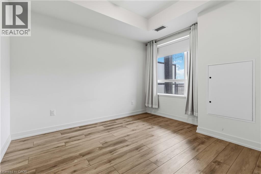 255 NORTHFIELD Drive E Unit# 407 thumbnail 21