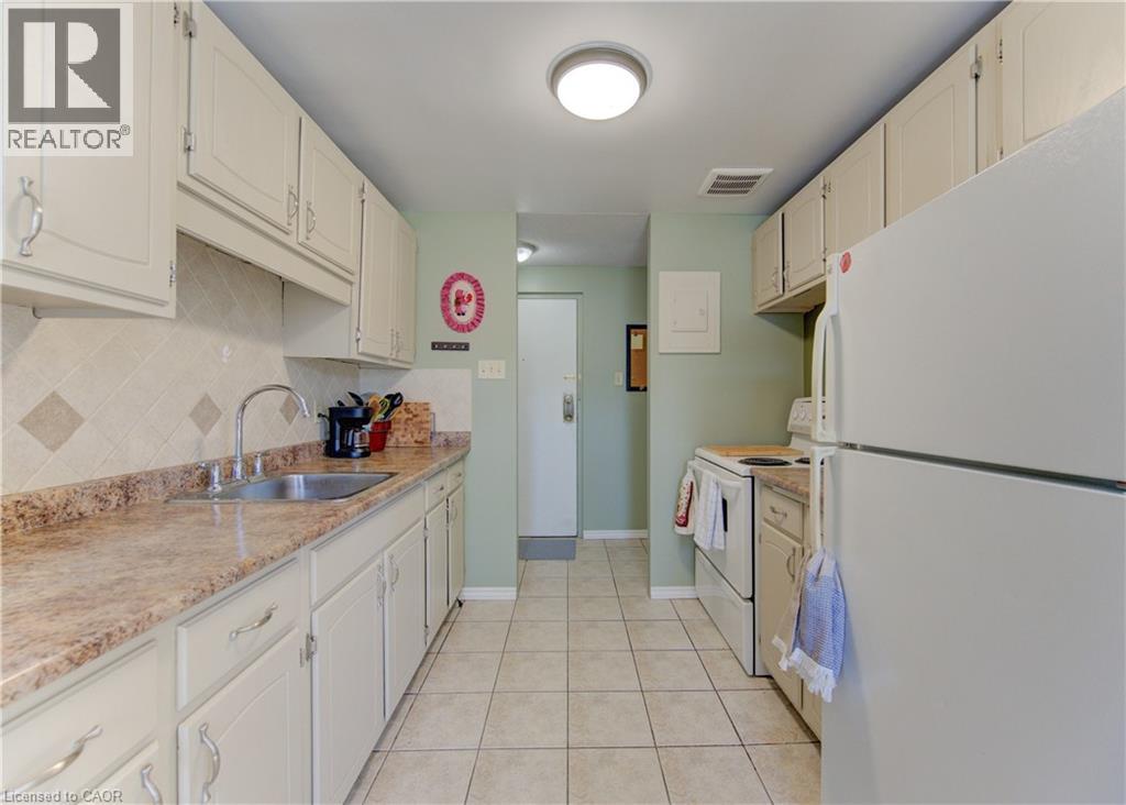 4 AVALON Place Unit# 106 thumbnail 15