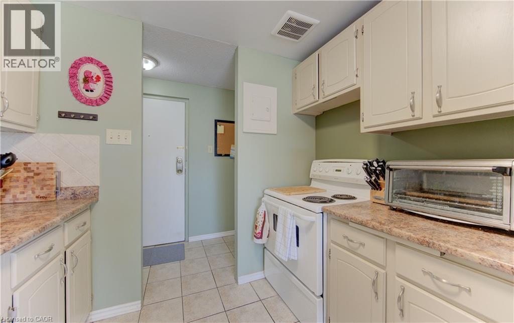 4 AVALON Place Unit# 106 thumbnail 19