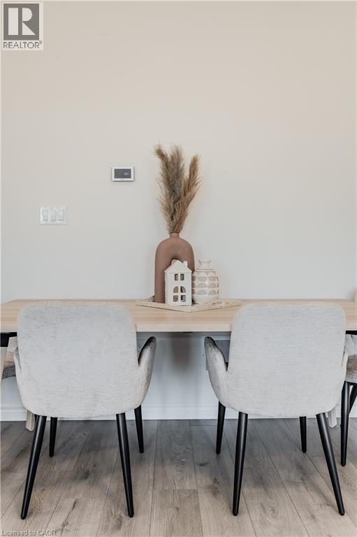 6 LOMOND Lane thumbnail 20