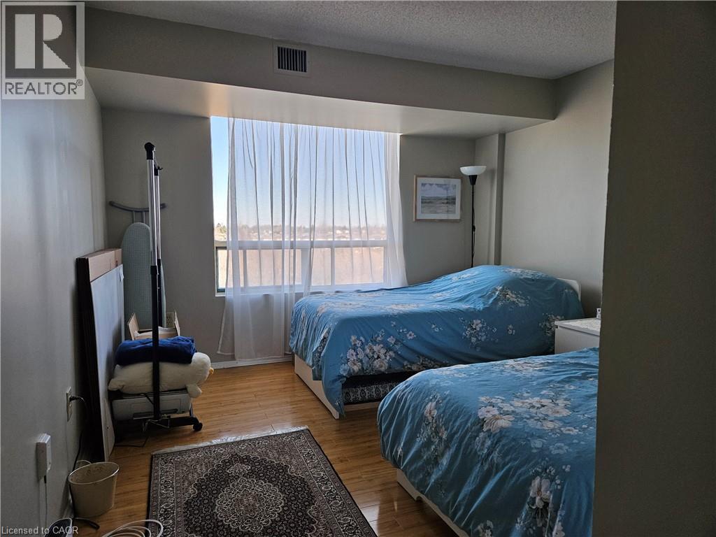 55 BLUE SPRINGS Drive Unit# 805 thumbnail 11